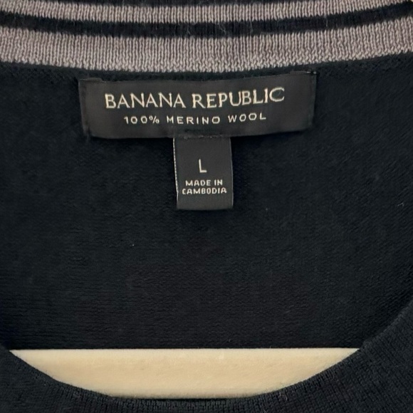 Banana Republic Pullover Sweater Merino Wool Crew Classic Minimalist Black L - Picture 10 of 11